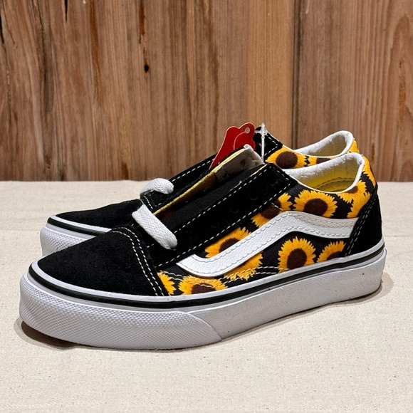 Vans Old Skool - Picture 1 of 6